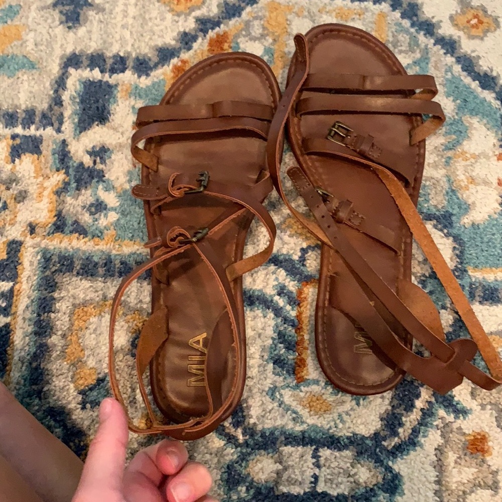 Women’s brown sandals